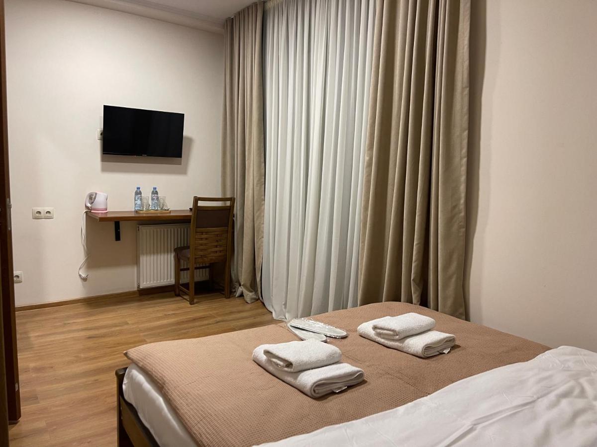 Art Family Hotel 트빌리시 외부 사진